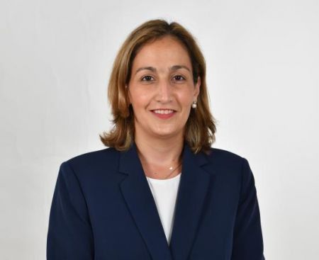 S&iacute;lvia Mara Neiva Santos